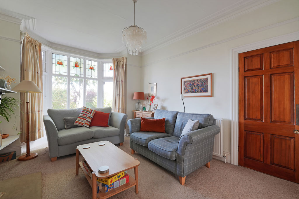 Cairns Road Crosspool